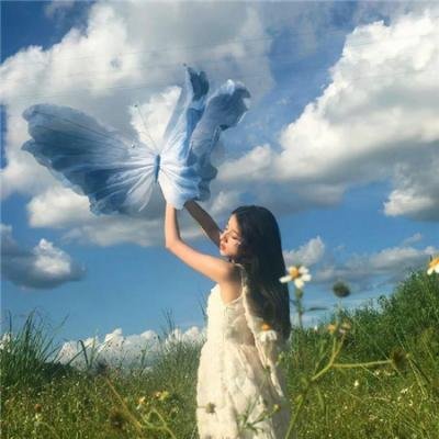 独家爆料：老艺术家孙女恋爱脑怒怼网友，评论区两极分化，一夜之间